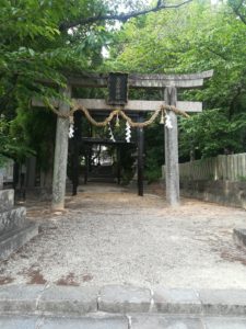 登弥神社（とみ）